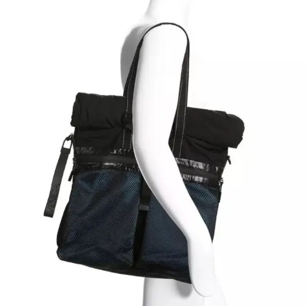 $1890 NEW Bottega Veneta Borsa Travel Shoulder Tote Bag - Navy Blue / Black - Picture 10 of 14